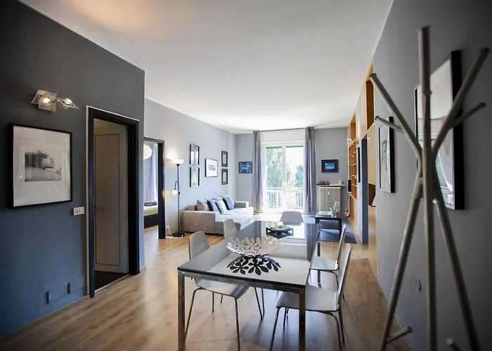 Chic And Freak Apartment *
